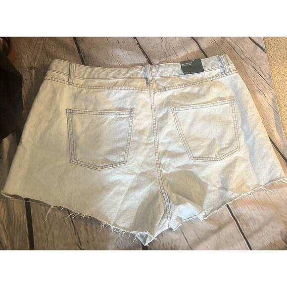 Wild fable super high-rise cutoff shorts Women’s 17 NWT - Picture 4 of 6